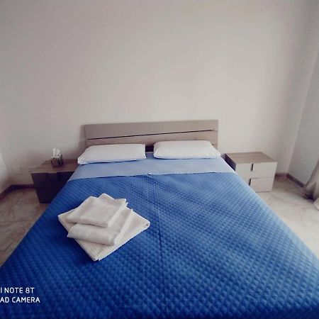 Appartamento Santucci 2 Rodi Garganico Luaran gambar